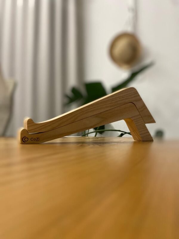 Laptop stand - Beech paws